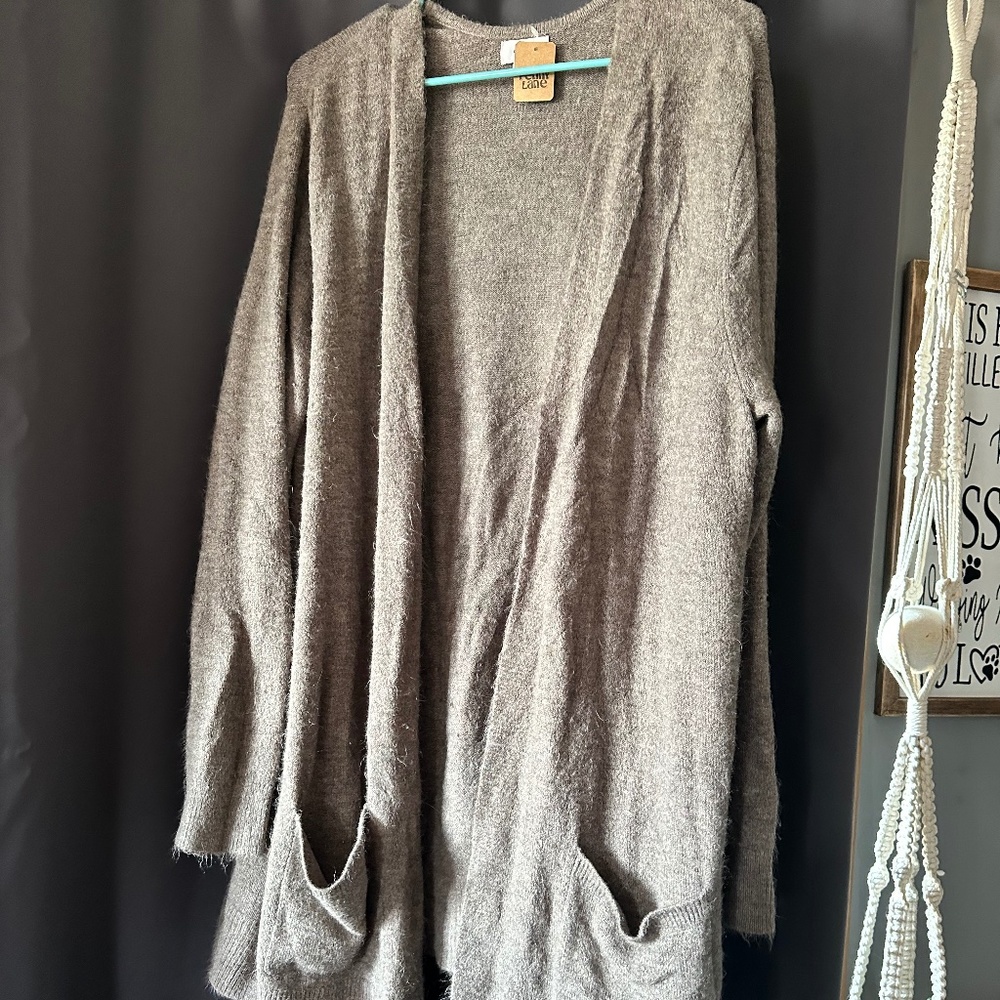 Old Navy Grey sweater
